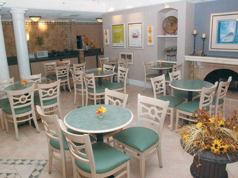 Country Inn & Suites By Radisson, Chicago-Hoffman Hoffman Estates Restaurante foto
